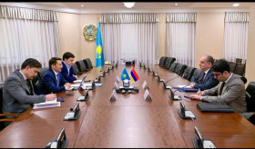 Հայաստանի դեսպանը հանդիպել է Ղազախստանի փոխվարչապետի հետ