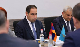 Երևանում քննարկվել են խաղաղ ատոմի բնագավառում Հայաստանի և Ղազախստանի համագործակցության հեռանկարները