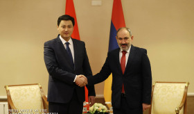 Վարչապետն Ալմաթիում հանդիպում է ունեցել Ղրղզստանի վարչապետի հետ