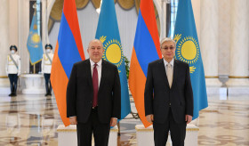 Կցանկանայի մեր երկու երկրների միջև շատ ավելի խոր և ընդգրկուն համագործակցություն տեսնել. Նուր-Սուլթանում տեղի է ունեցել Հայաստանի և Ղազախստանի նախագահների հանդիպումը