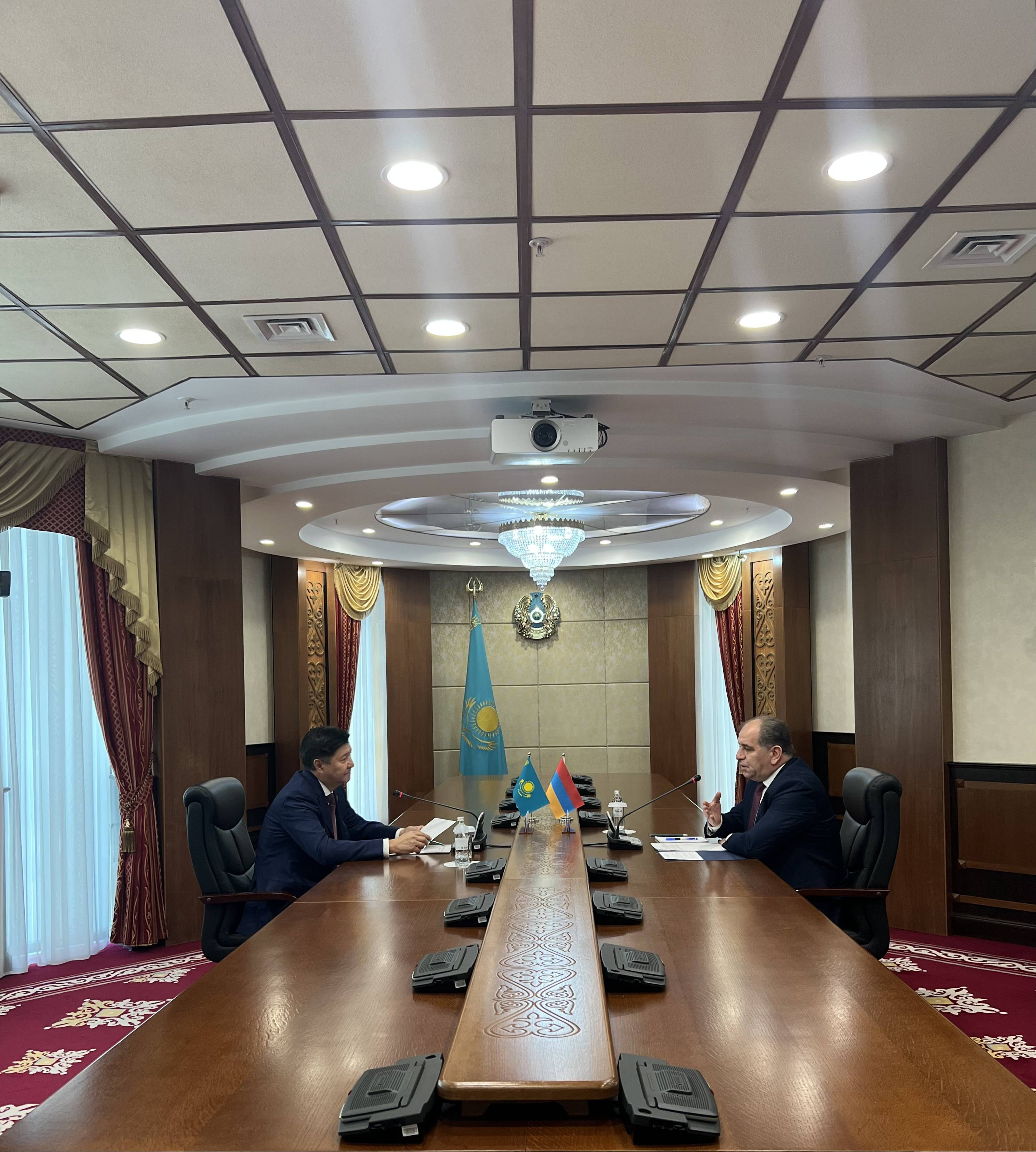 О встрече в Парламенте Казахстана