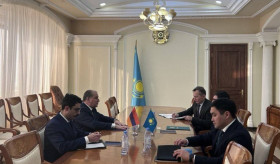 О встрече посла Армении с министром энергетики Казахстана