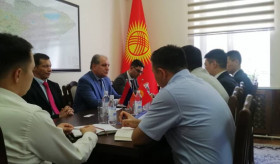 Հանդիպում Ղրղզստանի էկոնոմիկայի և առևտրի նախարարությունում