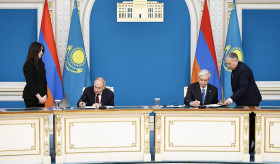 Никол Пашинян и Касым-Жомарт Токаев подписали Совместное заявление, между двумя странами состоялся также обмен другими документами