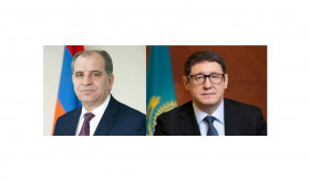 Դեսպան Ղևոնդյանը հանդիպել է  Ղազախստանի ատոմային էներգիայի գործակալության ղեկավարի հետ