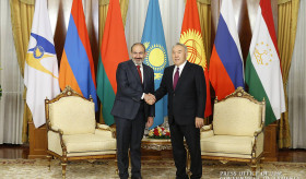 Nikol Pashinyan offers birthday greetings to Nursultan Nazarbayev