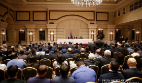 Նիկոլ Փաշինյանը հանդիպել է Ղազախստանի հայ համայնքի ներկայացուցիչներին